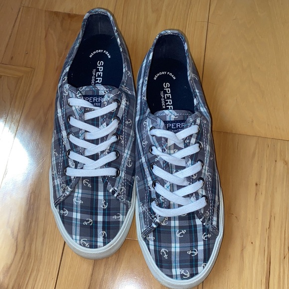 women’s sperry memory foam shoes - Picture 2 of 5